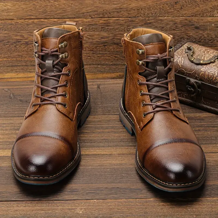 Hiking Boots with Textured Sole