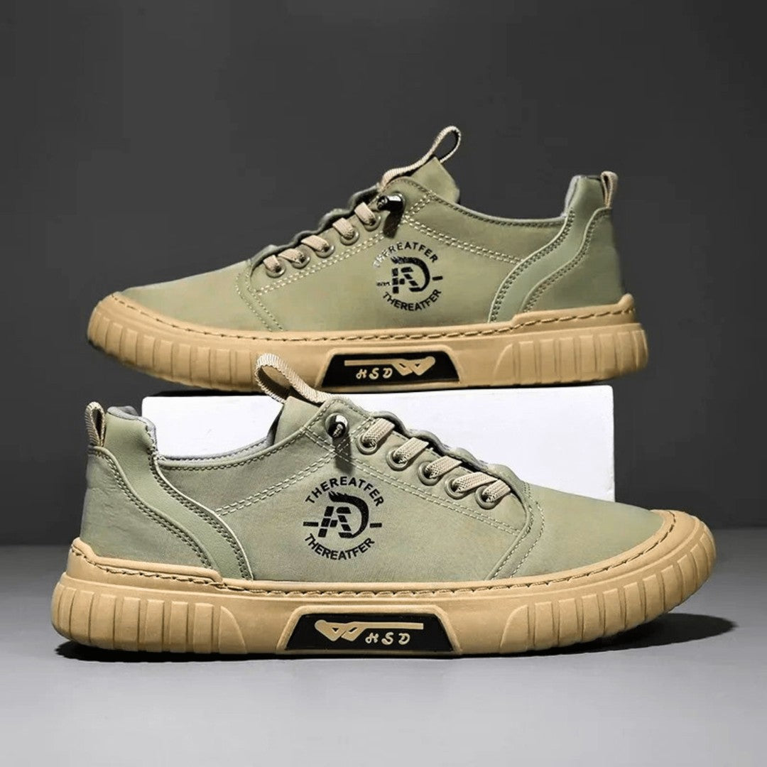 CLASSIC EVERYDAY SNEAKERS FOR MEN