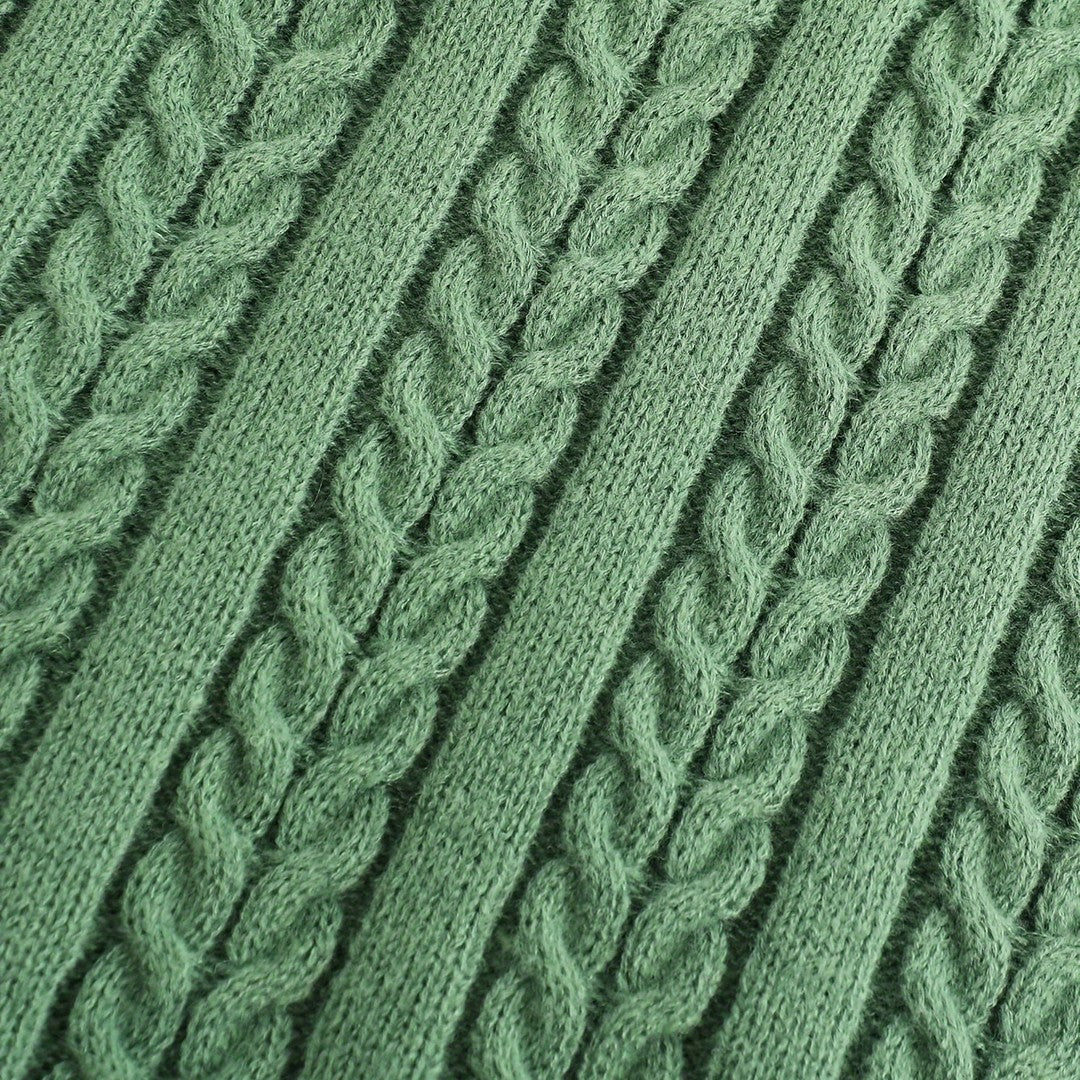 Gideon | Cable-Knit V-Neck Sweater Vest