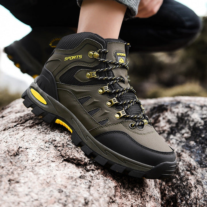 Mid-Height Lace-Up Trail Boots