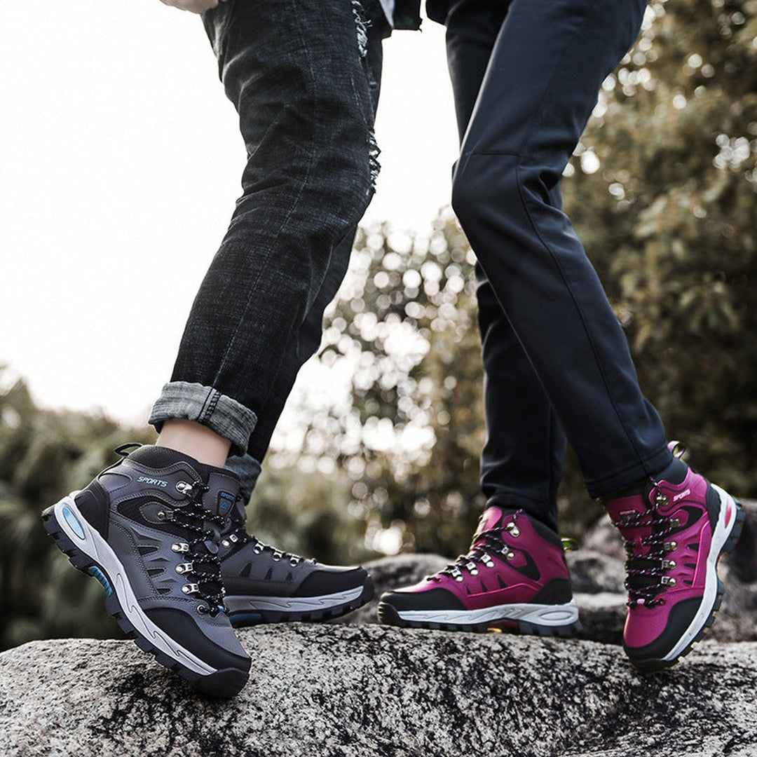 Mid-Height Lace-Up Trail Boots
