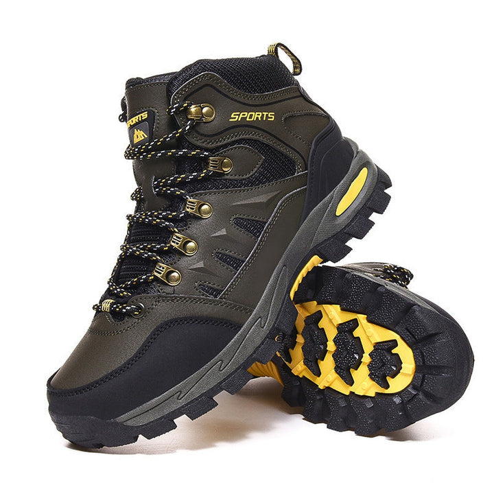 Mid-Height Lace-Up Trail Boots